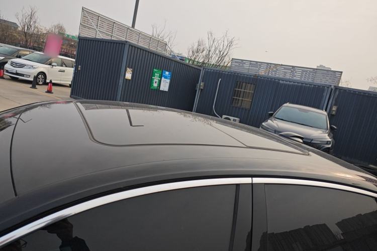 Used Hongqi H9 2022 2.0T Smart Connect Flagship Edition