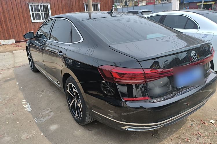 Used Volkswagen Passat 2024 330TSI Starry Elite Edition Rear Left 45 Deg