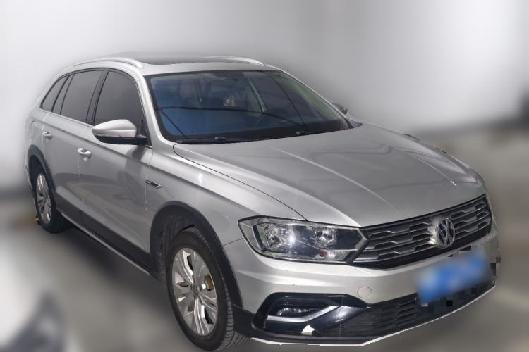 Used Volkswagen C-TREK 2017 1.6L Automatic Comfort Model Front Right 45 Deg