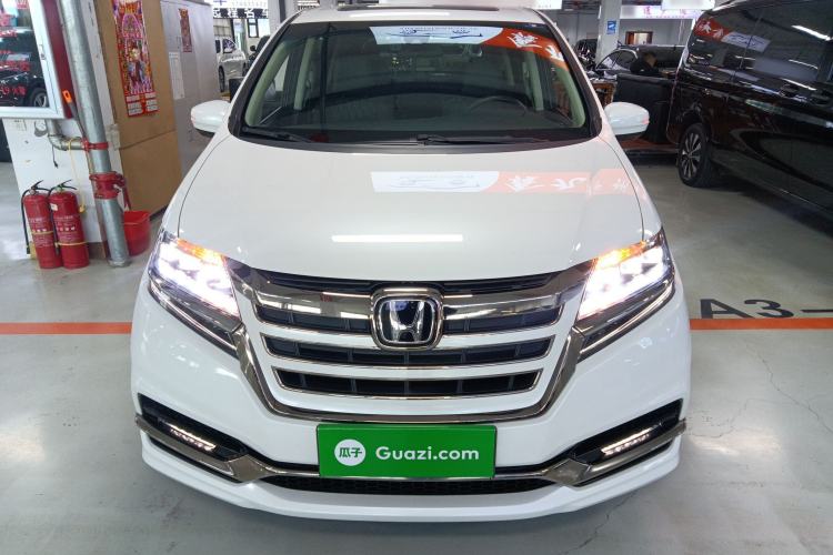 Used Honda Elysion 2019 2.0L Hybrid Luxury Edition
