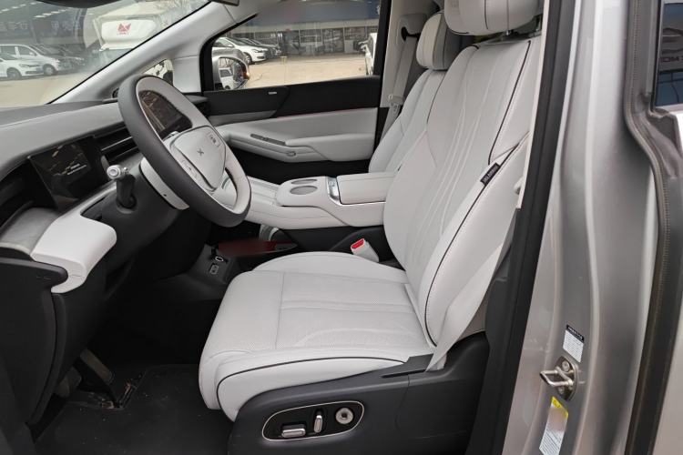 Used XPeng X9 2025 740 Ultra-Long Range Max