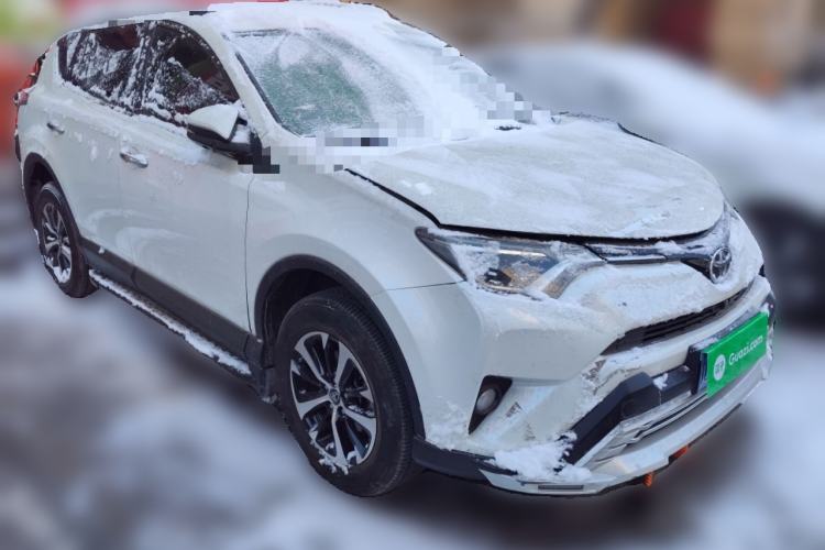 Used Toyota RAV4 2019 2.0L CVT Two-Wheel Drive Luxury Version China VI Standard