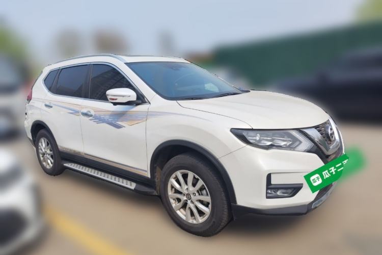 Used Nissan X-Trail 2022 2.0L Two-Wheel Drive Smart Connect Premium Edition Front Right 45 Deg