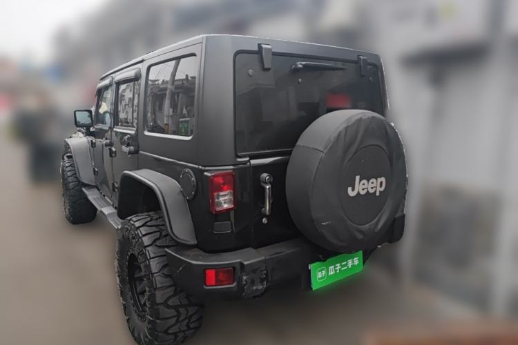 Used Jeep Wrangler 2013 3.6L Sahara Four-Door Edition

