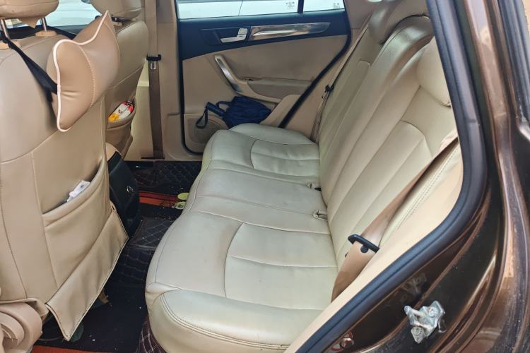 Used Brilliance V5 2012 1.5T Automatic Two-Wheel Drive Luxury Version
