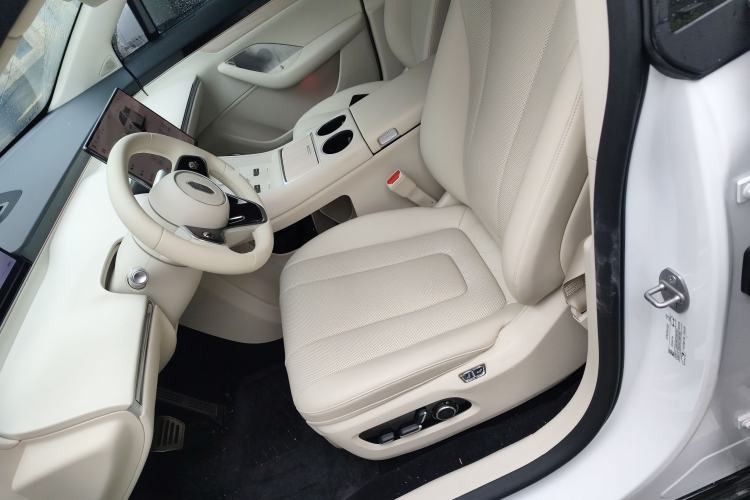 Used Hima Luxeed R7 2025 Extended-Range 331km Ultra
