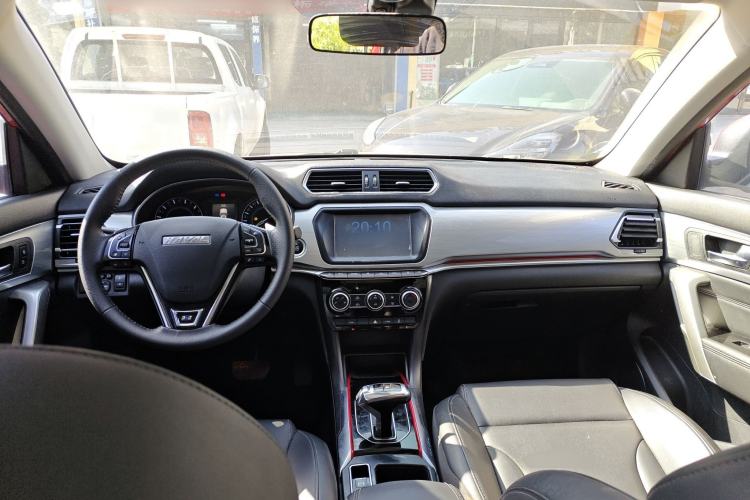 Used Haval H2 2018 Blue-Label 1.5T Dual-Clutch Two-Wheel-Drive Luxury Model