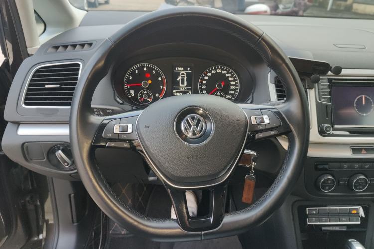 Used Volkswagen Sharan 2016 380TSI Comfort Edition 7-Seater
