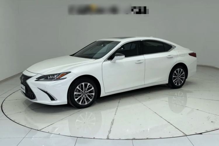 Used Lexus ES 2023 200 Excellence Edition