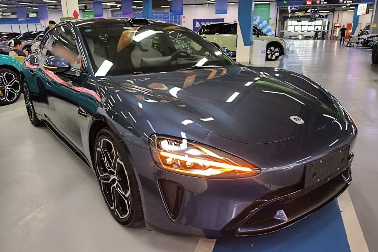 Used Xiaomi Auto SU7 2024 Four-Wheel Drive Ultra-Long Range Advanced Intelligent Driving Max Edition Front Right 45 Deg