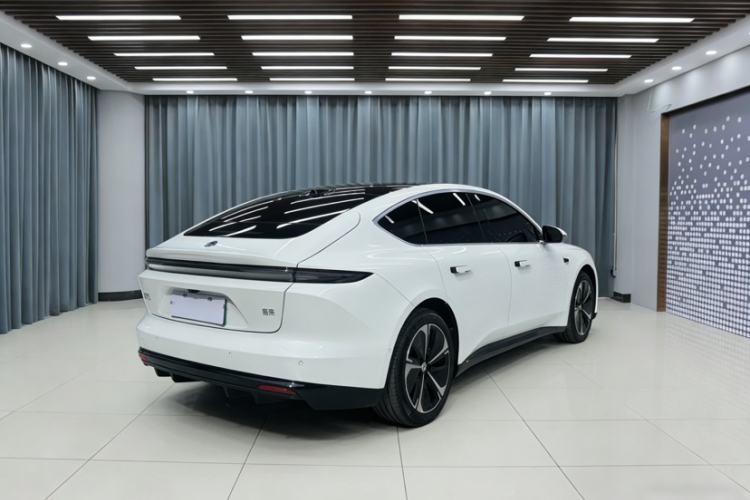 Used Nio ET5 2025 75 kWh
