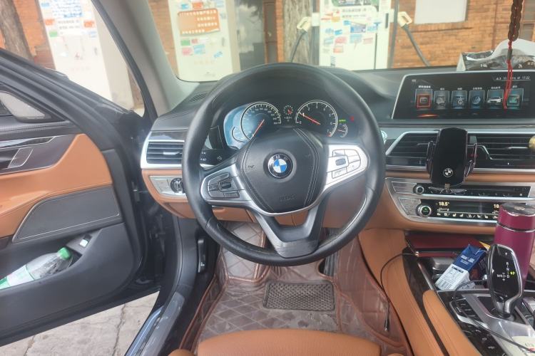 Used BMW 7 Series 2016 730Li Luxury Model Steering Wheel