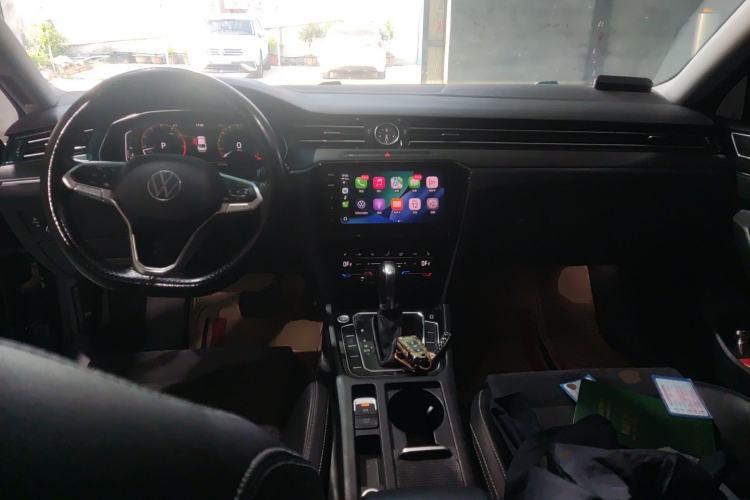 Used Volkswagen Magotan 2020 330TSI DSG Luxury Edition Center Console