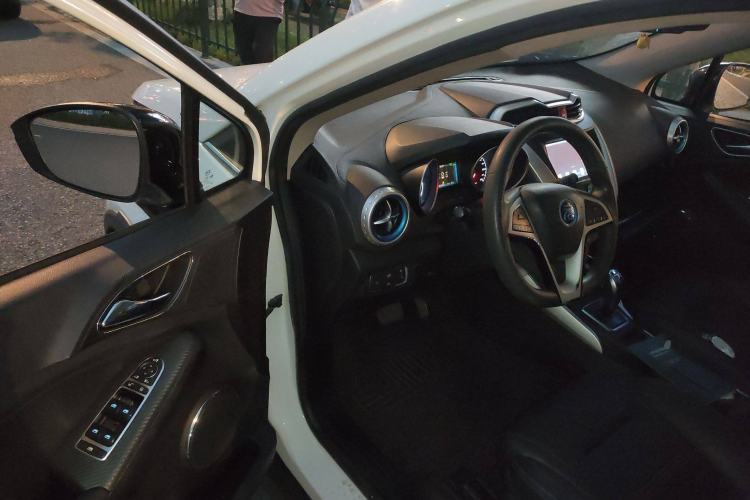 Used BYD Yuan New Energy 2018 EV360 Smart Connect Cool Edition Driver Seat