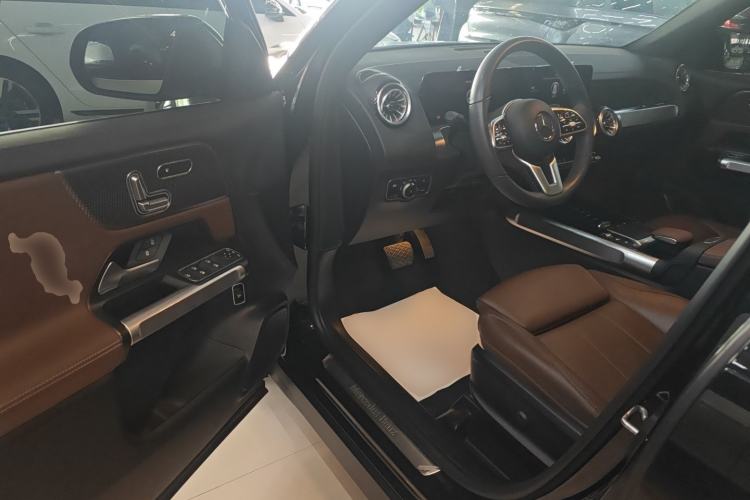 Used Mercedes-Benz GLB 2022 Updated GLB 200 Fashion Edition
