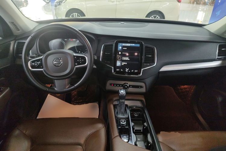 Used Volvo XC90 2020 T5 Smart Drive Luxury Edition 5 Seats
