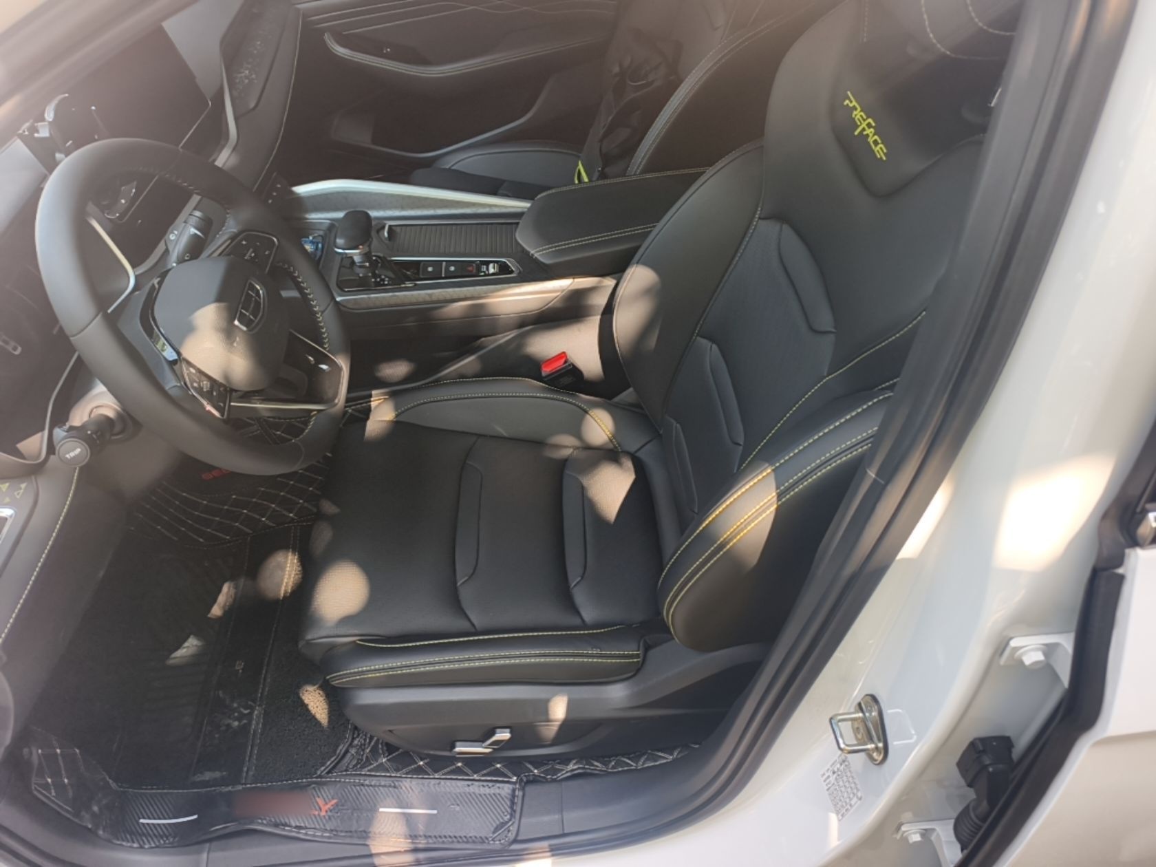 Geely Auto Preface 2023 1.5TD Fuyao Version — снимка 17