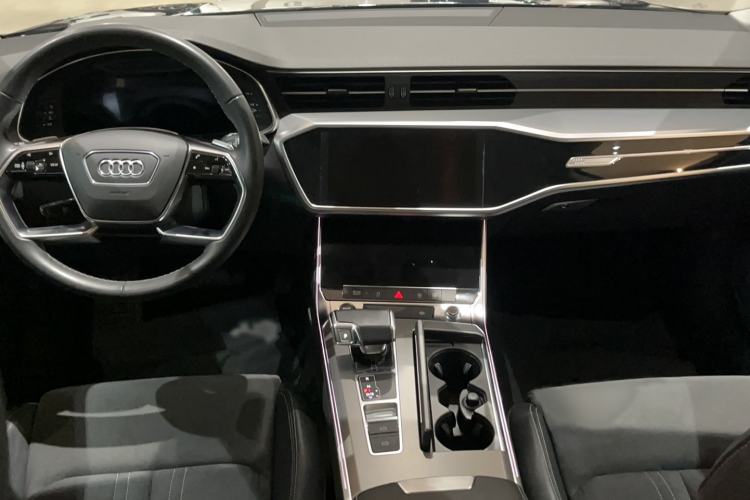 Used Audi A7L 2022 45 TFSI S-line Dream-Building Crystal Flow Package
