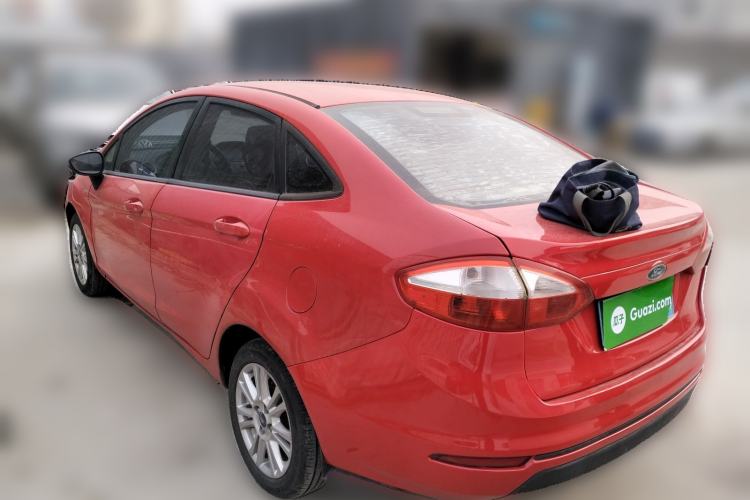 Used Ford Fiesta 2013 Sedan 1.5L Manual Fashion Edition
