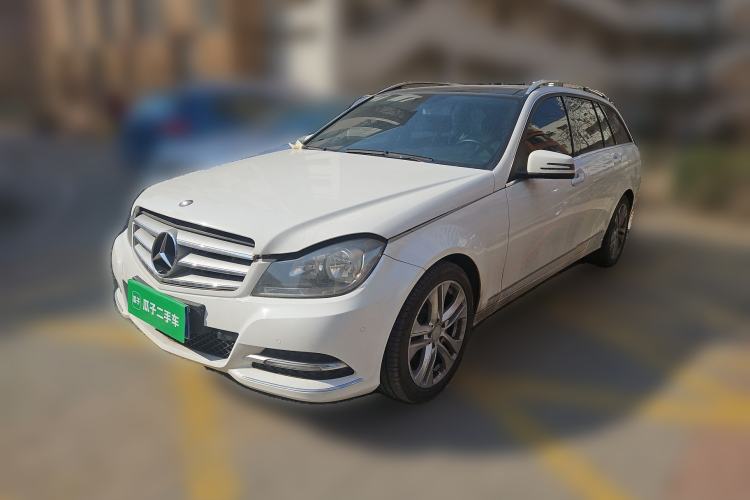 Used Mercedes-Benz C-Class 2011 C 200 Fashion Travel Edition