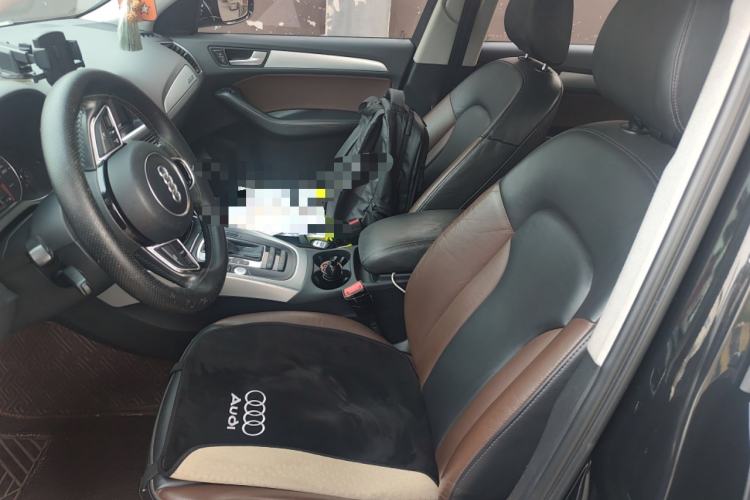 Used Audi Q5 2017 Plus 40 TFSI Technology Model