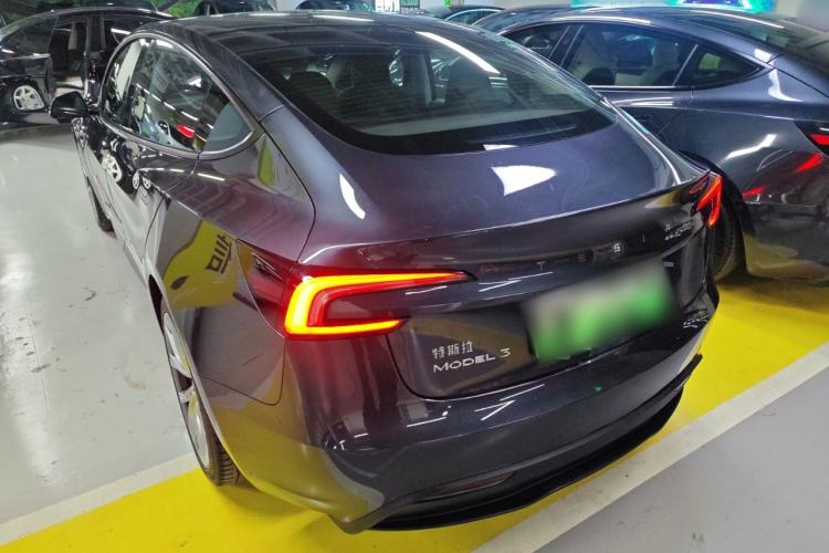 Used Tesla Model 3 2025 Rear-Wheel-Drive Version
