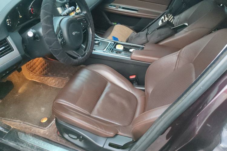 Used Jaguar XFL 2017 XFL 2.0T 240PS Luxury Edition Left Front Seat