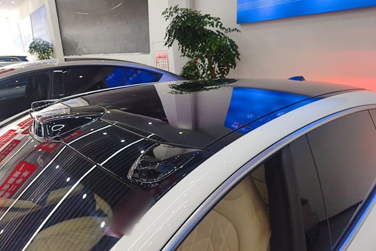 Used Nio ET5T 2025 75 kWh Touring Roof