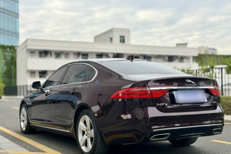 Used Jaguar XFL 2019 XFL 2.0T 200 PS Two-Wheel-Drive Elite Edition