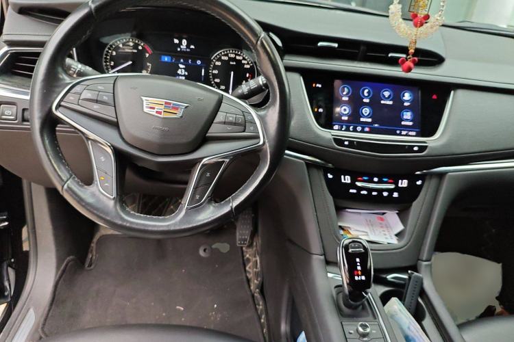 Used Cadillac XT5 2021 2.0T Two-Wheel Drive Luxury Version