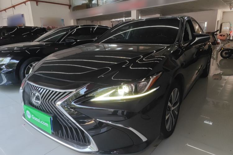 Used Lexus ES 2020 200 Excellence Edition