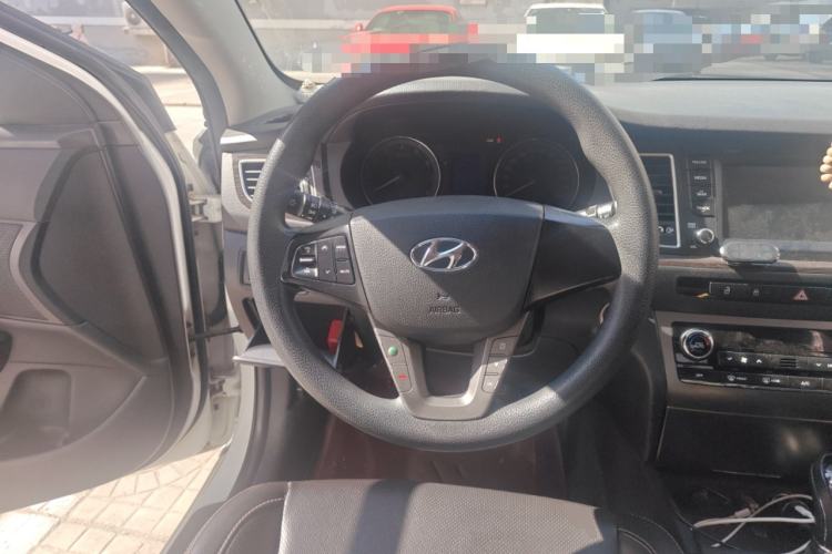 Used Hyundai Mistra 2016 1.6T Automatic Smart GLS Steering Wheel