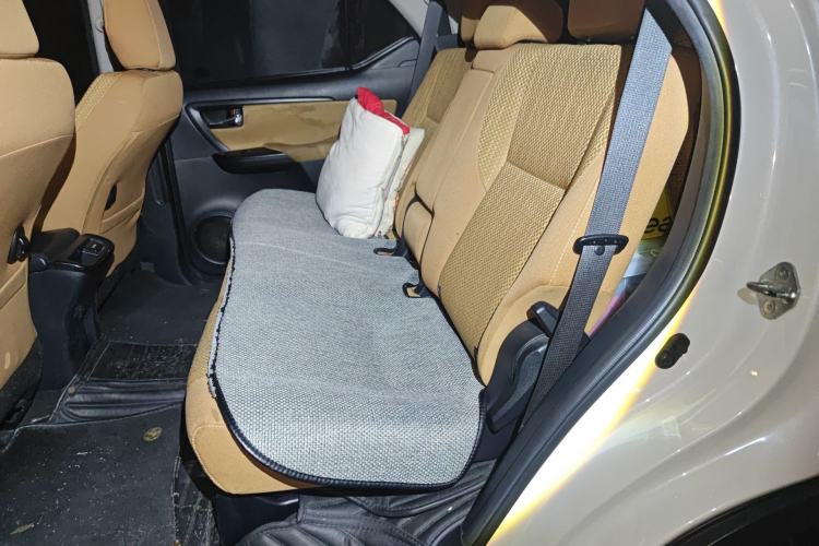 Used Toyota Fortuner 2016 2.7L Middle East Version Left Rear Seat