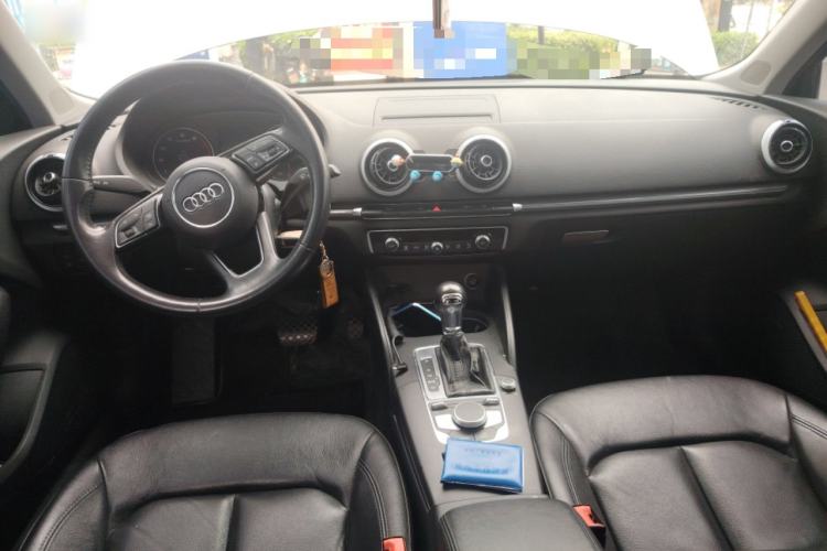 Used Audi A3 2017 Sportback 35 TFSI Style Edition Center Console