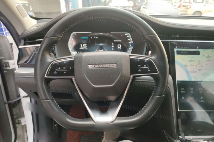 Used Venucia Star 2020 260T Automatic 48V Mild Hybrid Turbocharged Starry Edition Steering Wheel