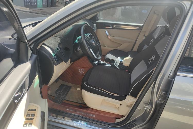 Used Brilliance V5 2012 1.6L Automatic Luxury Version
