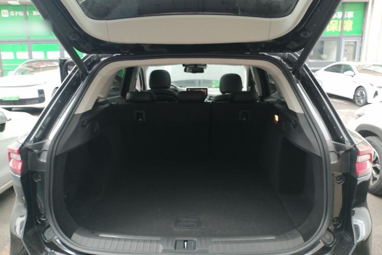 Used EXEED Lingyun 2019 1.6T Two-Wheel Drive Diamond Edition Trunk