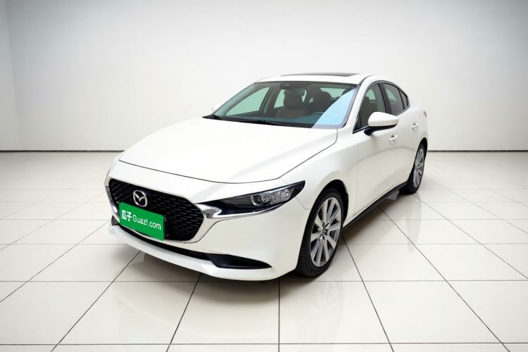 Used Mazda 3 Axela 2020 1.5L Automatic Luxury Version