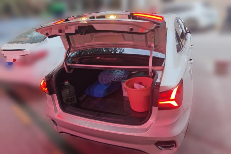 Used Roewe i5 2021 1.5L Manual Diamond Edition