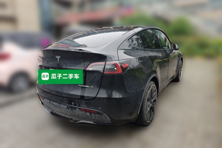 Used Tesla Model Y 2023 Rear-Wheel-Drive Version
