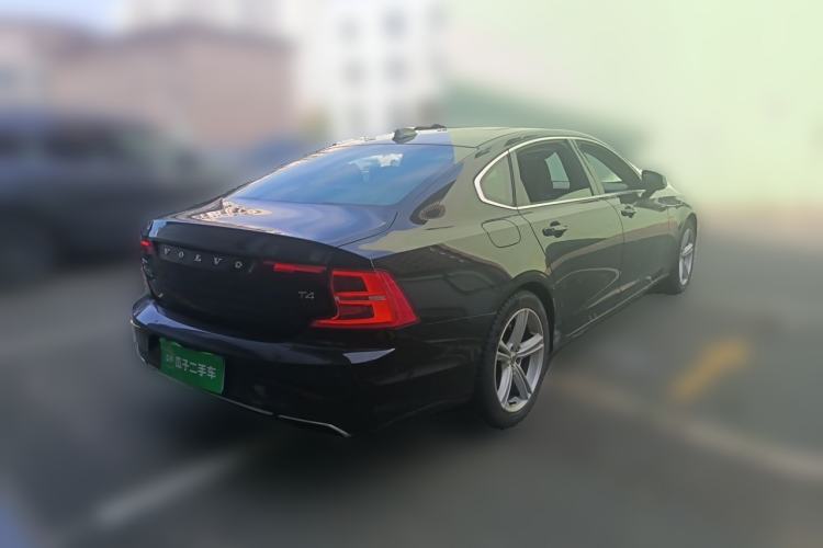 Used Volvo S90 2017 T4 Zhiyuan Edition