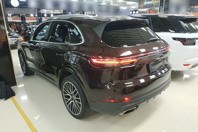 Used Porsche Cayenne 2019 Cayenne 3.0T Rear Left 45 Deg