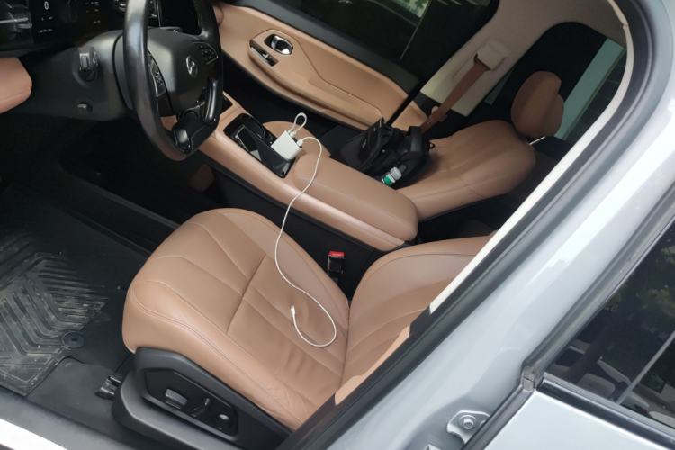 Used Nio ES8 2018 355 km Base Version 7-Seater Edition Left Front Seat