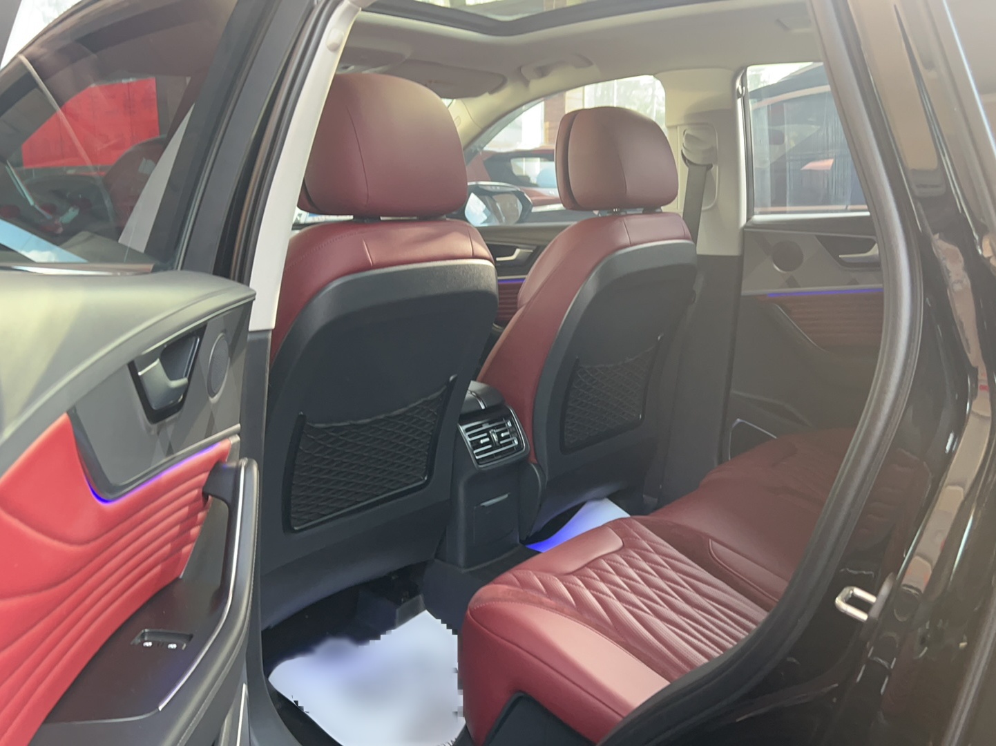 Hongqi HS5 2023 2.0T Qixiang Pro Edition — снимка 13