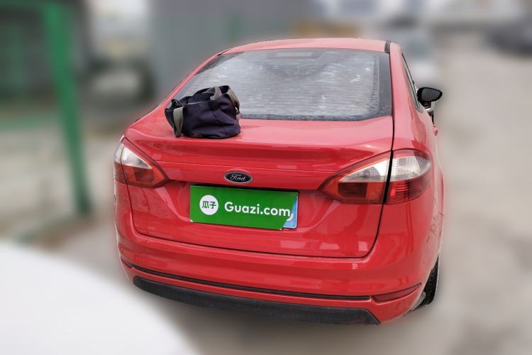 Used Ford Fiesta 2013 Sedan 1.5L Manual Fashion Edition
