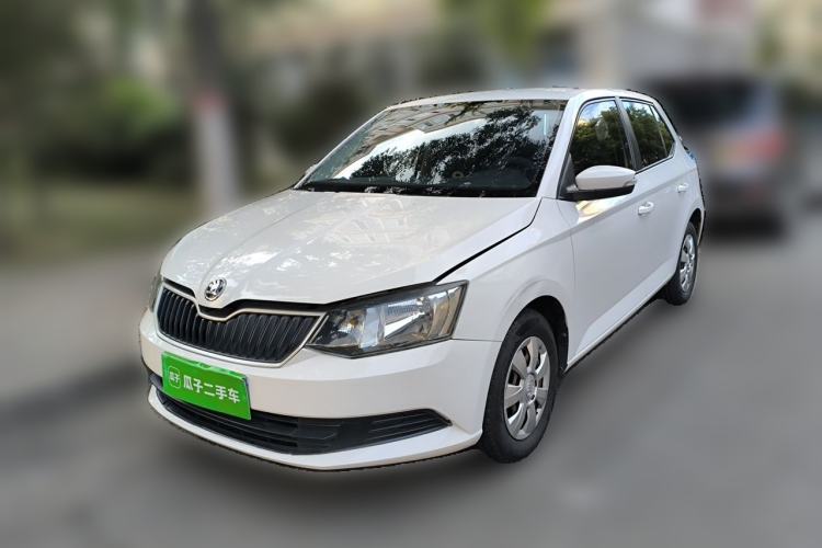 Used Skoda Fabia 2015 1.4L Manual Front-Wheel Drive Model