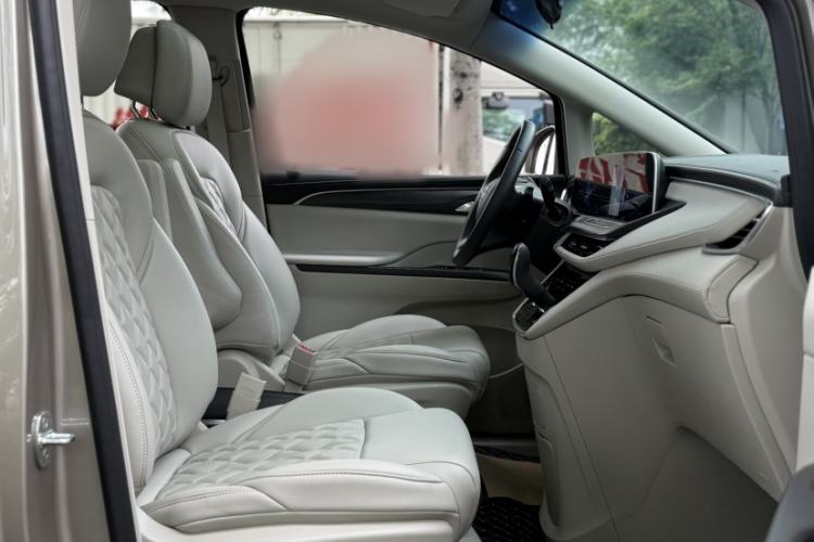 Used Buick GL8 2023 ES Lu Zun Comfort Model Interior 1