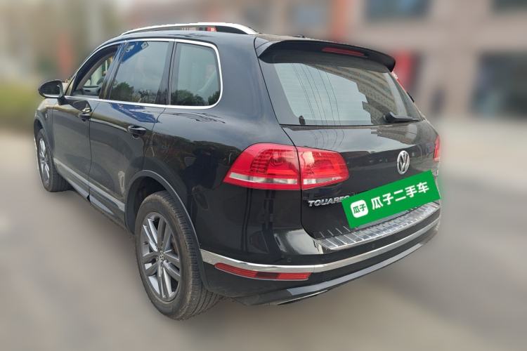 Used Volkswagen Touareg 2017 3.0 TSI Yuyue Model Rear Left 45 Deg