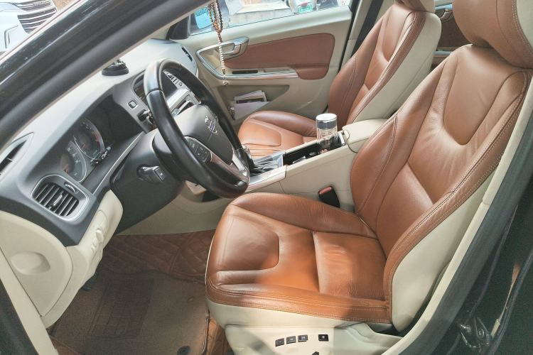 Used Volvo S60 2013 T5 Comfort Edition
