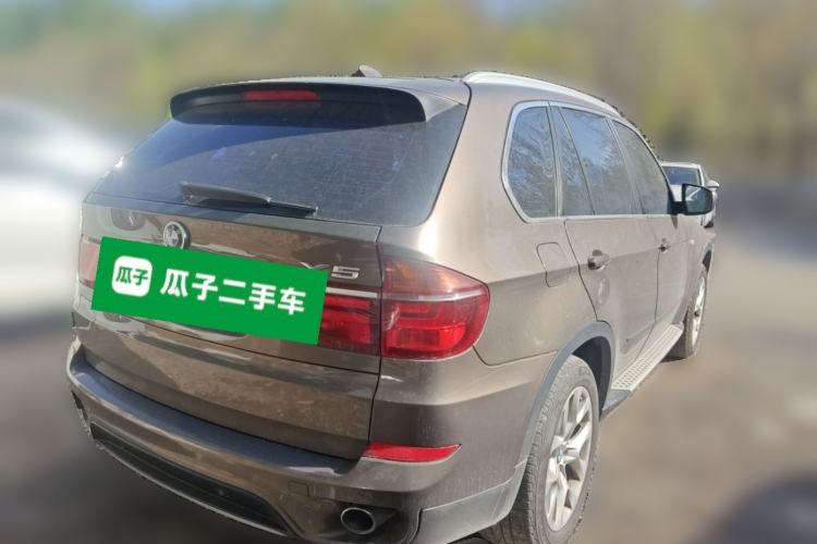 Used BMW X5 2013 xDrive35i Luxury Model Rear Right 45 Deg